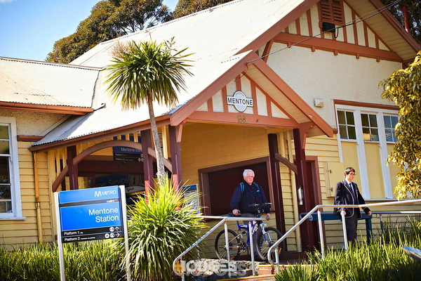 80 Albenca Street Cheltenham