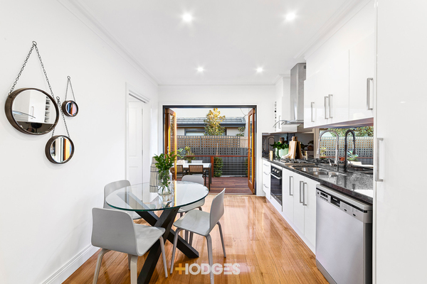 8/184 Beach Road Sandringham