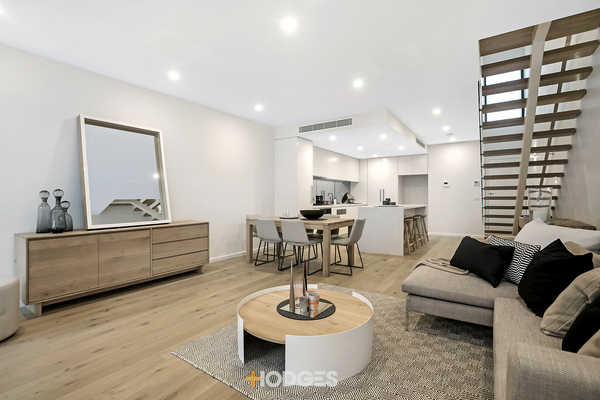 8/19 Landcox Street Brighton East