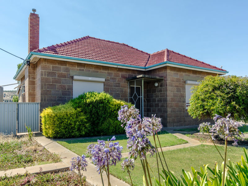 82 Victor Harbor Road