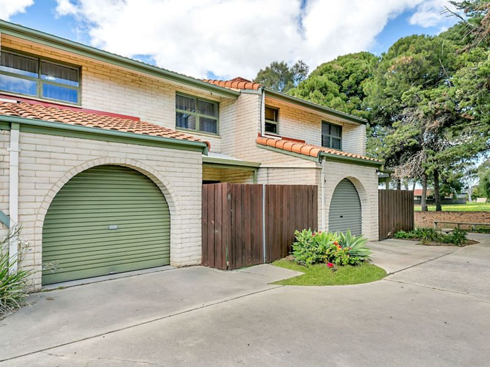 8/20 Edwin Street, WEST LAKES SHORE SA 5020