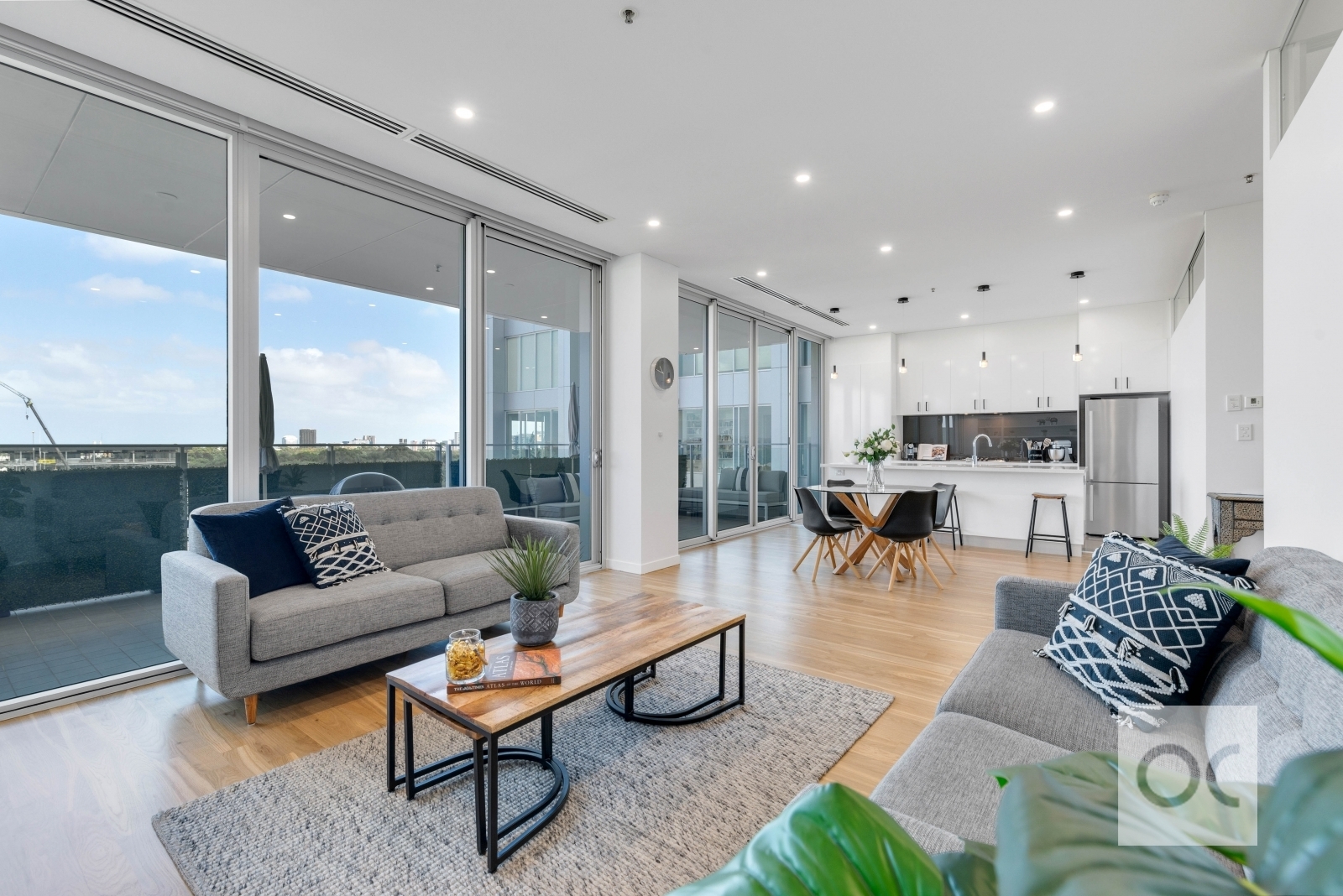 82/220 Greenhill Road