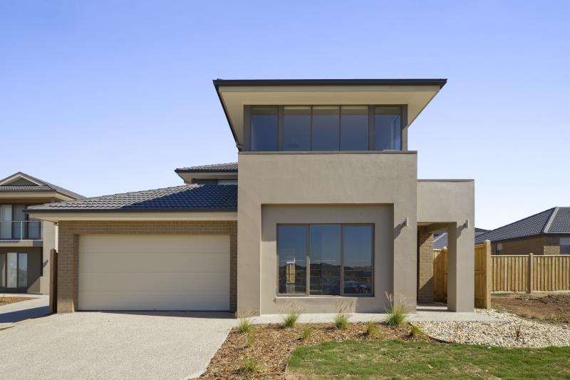 83 Bondi Parade, Point Cook VIC 3030 