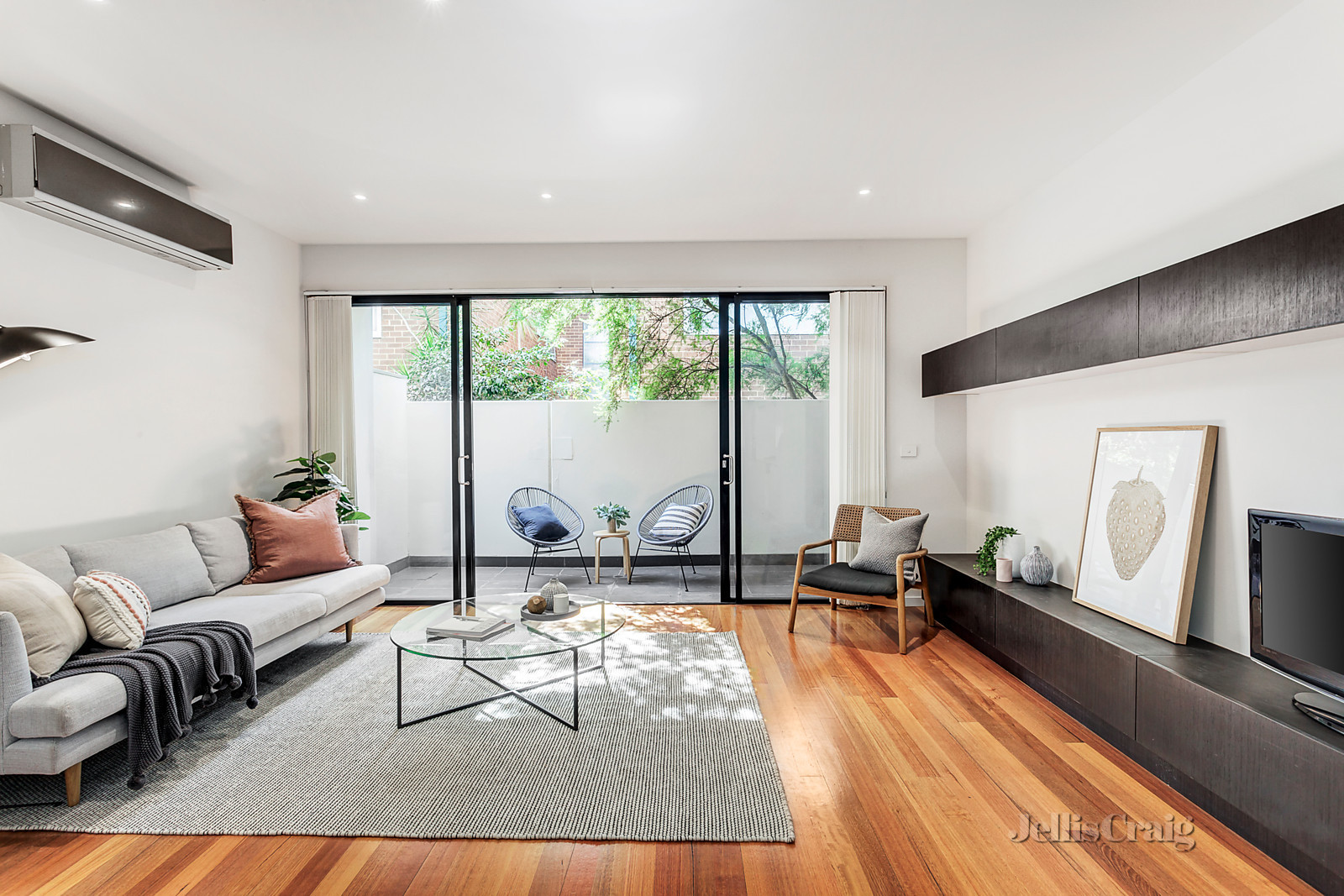 8/39 Kooyong Road, Armadale - Print Image 1