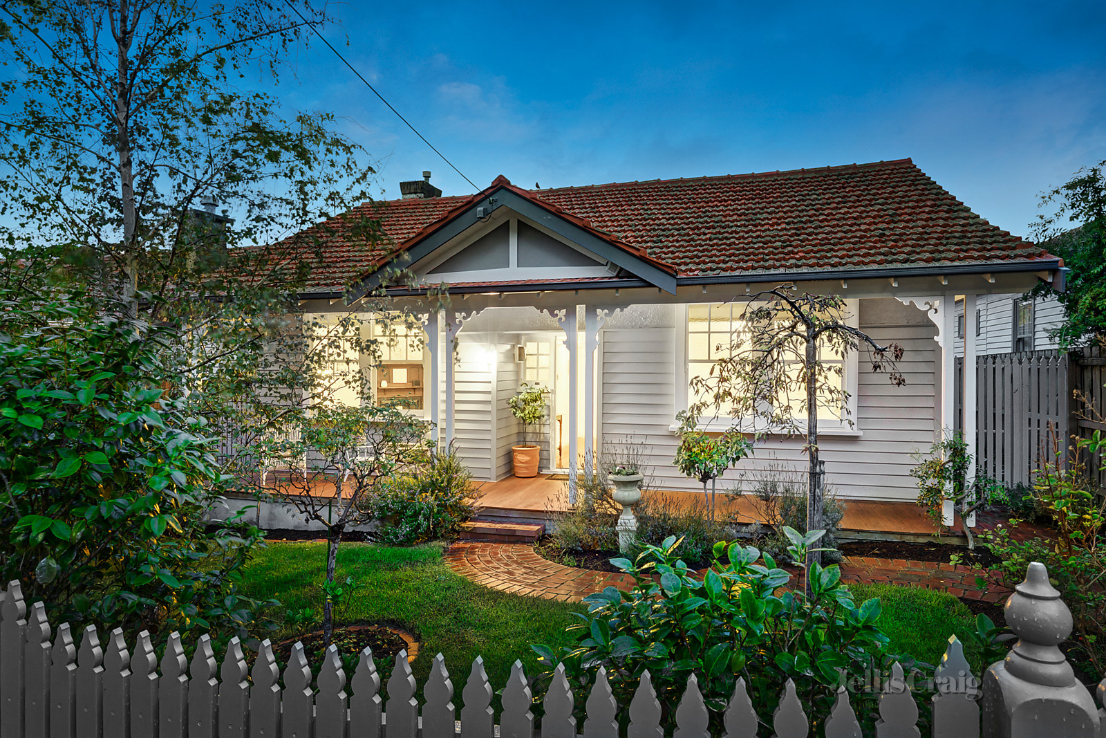 84 Gladstone Street, Kew
- Print Image 1