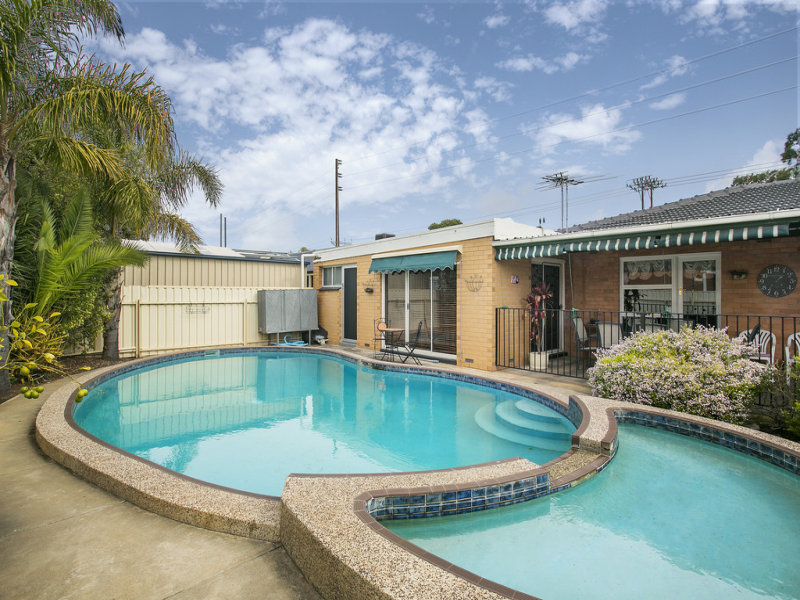 87 Morphett Road