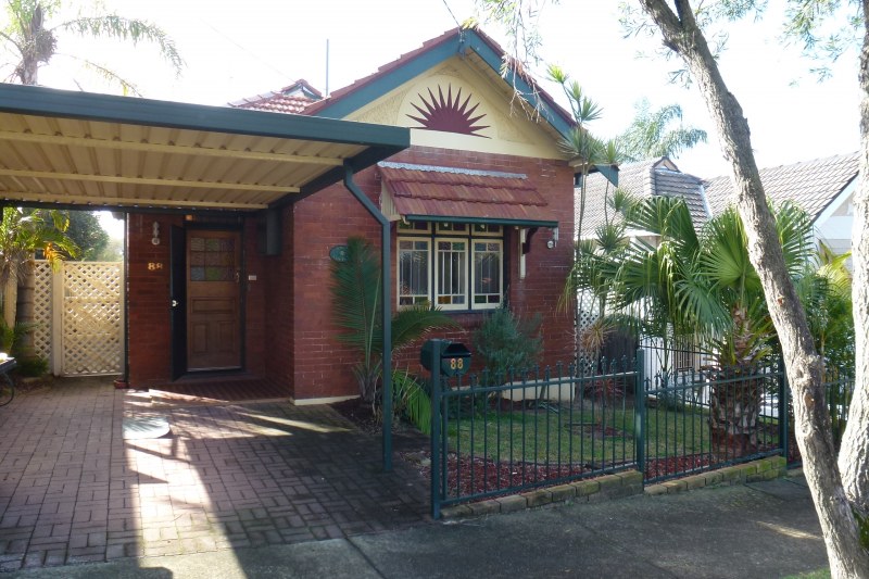 88 Fleet Street, Carlton NSW 2218 