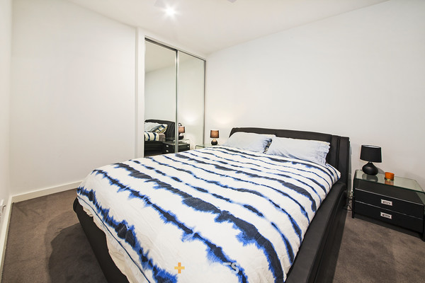8/81 Warrigal Road Mentone