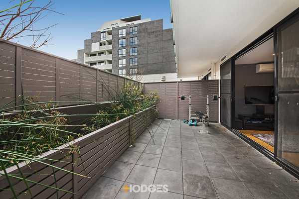 8/81 Warrigal Road Mentone