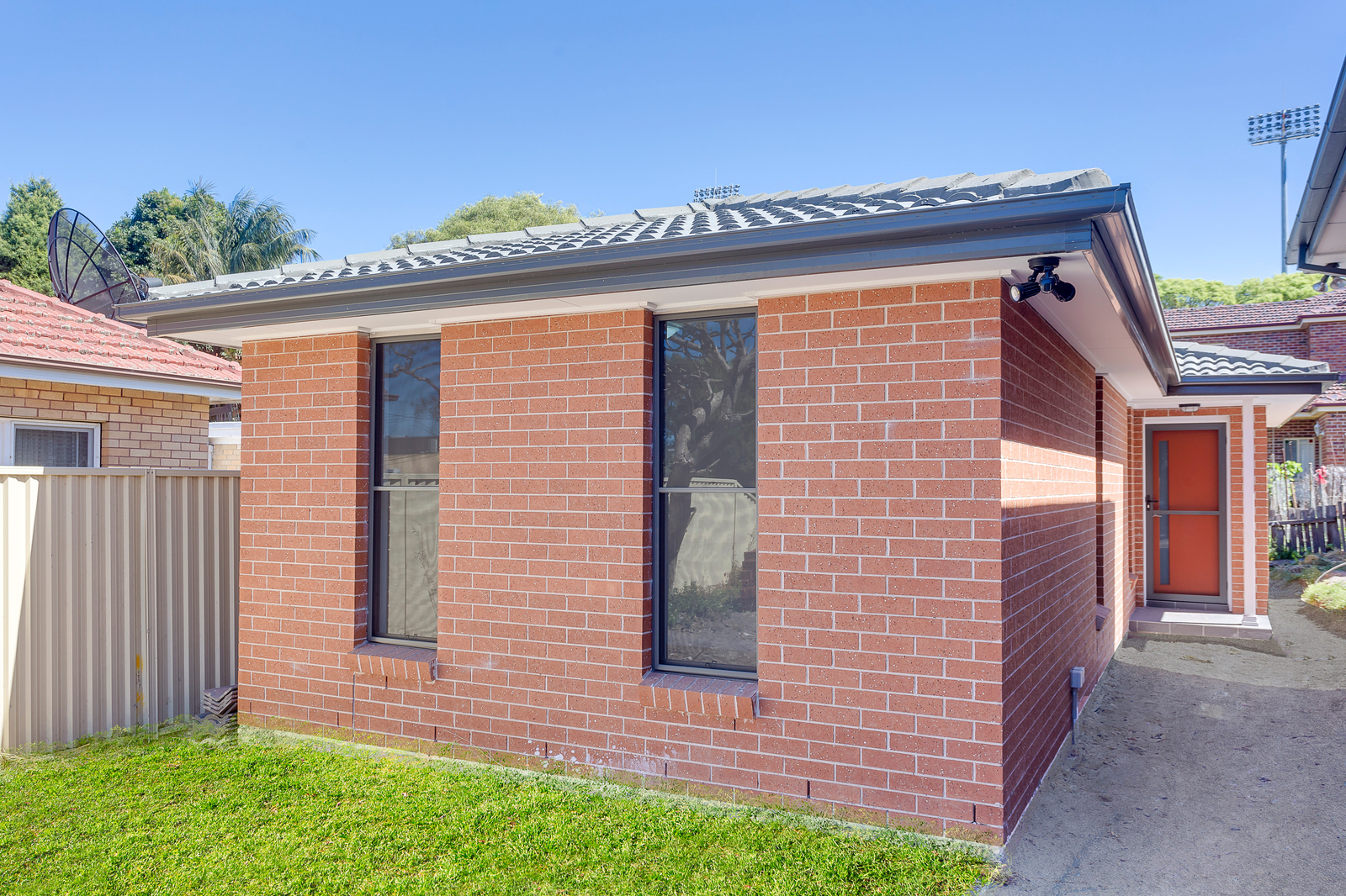 8a Regina Avenue, Brookvale NSW 2100