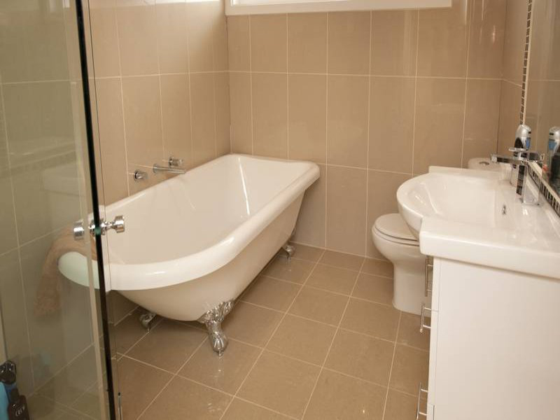 9 Cassia Street, Doncaster East