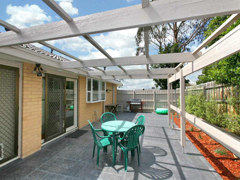 9 Cassia Street, Doncaster East