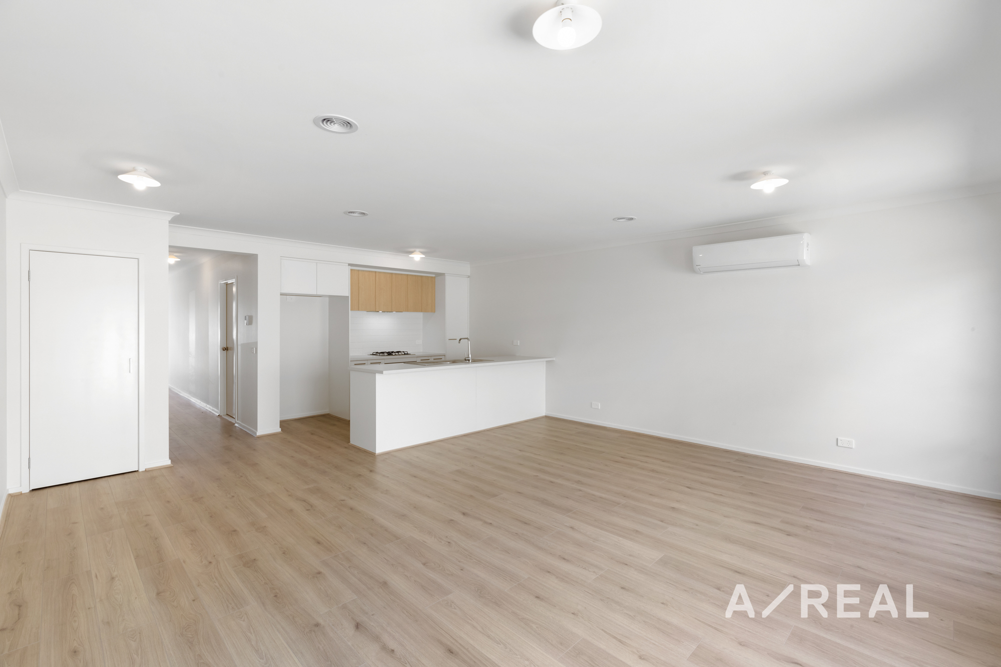 9 Selhurst Grove, Wyndham Vale VIC 3024 