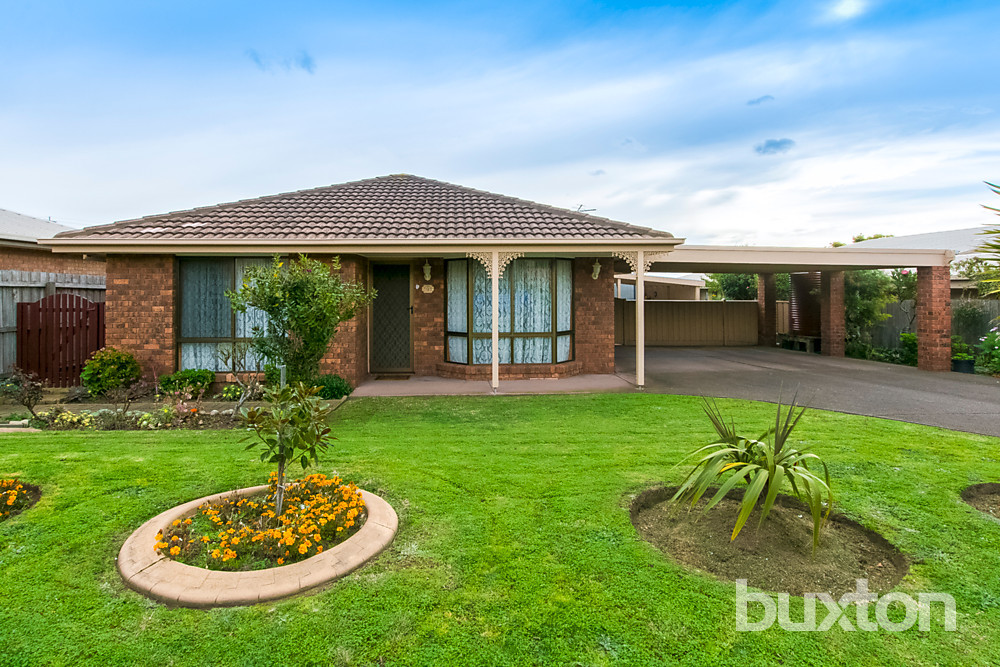 9 Viewbay Drive, Leopold