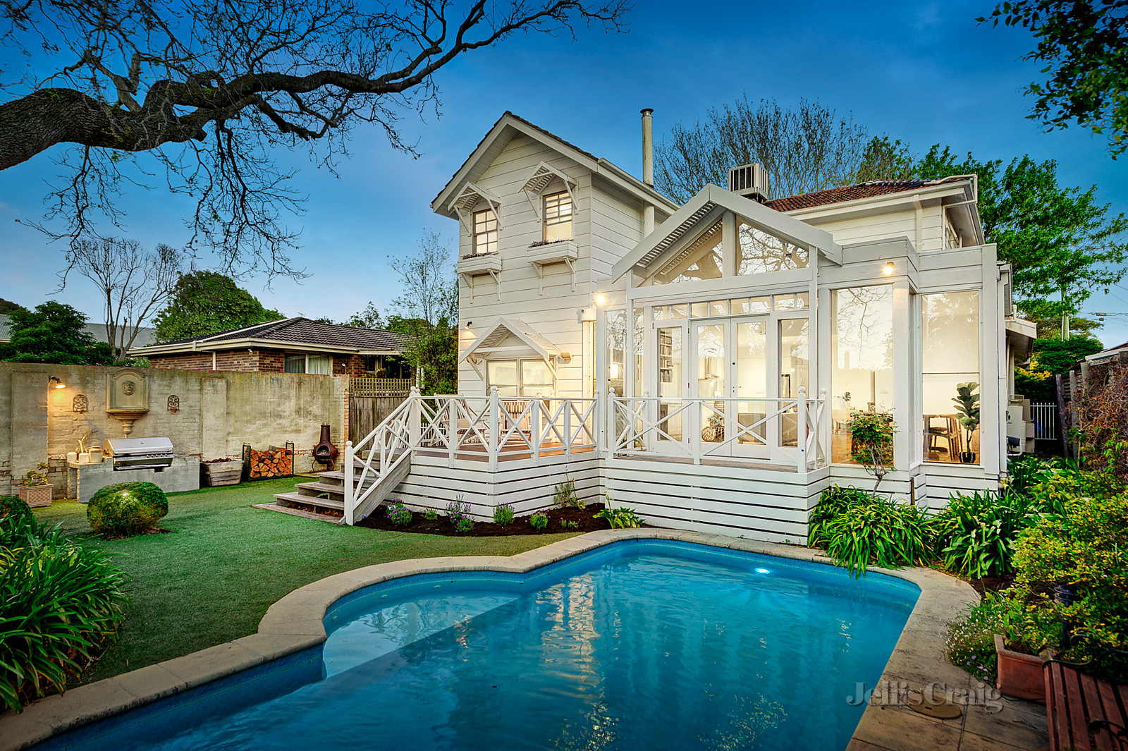 9 Violet Crescent, Brighton East - Print Image 1