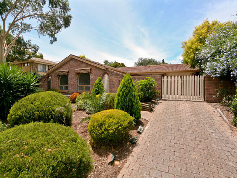 9 Wecoma Court