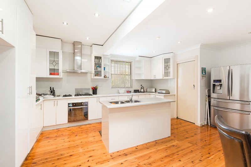 9 Winifred Avenue, Caringbah NSW 2229 