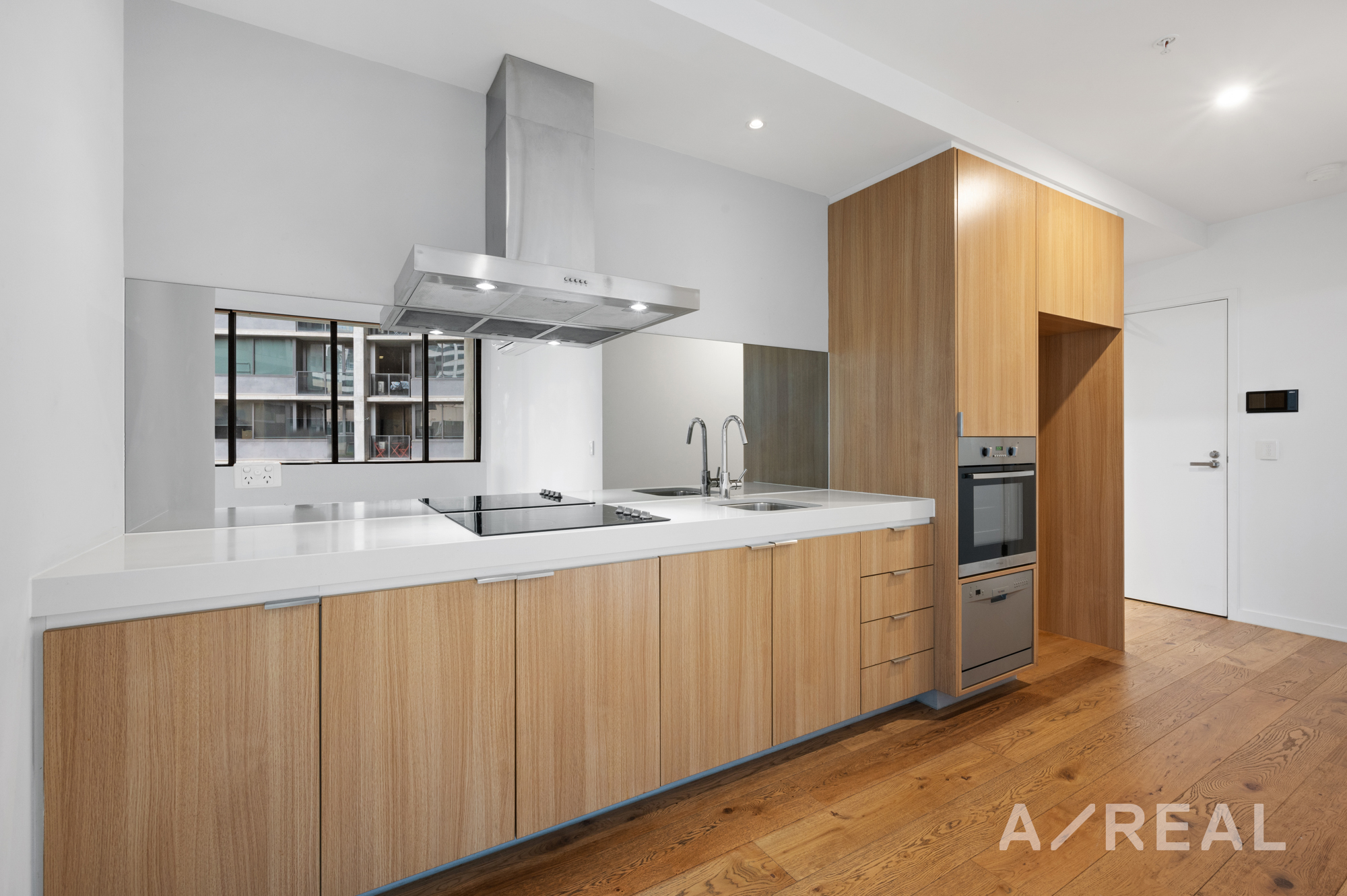 901B/11 Rose Lane, Melbourne VIC 3000 