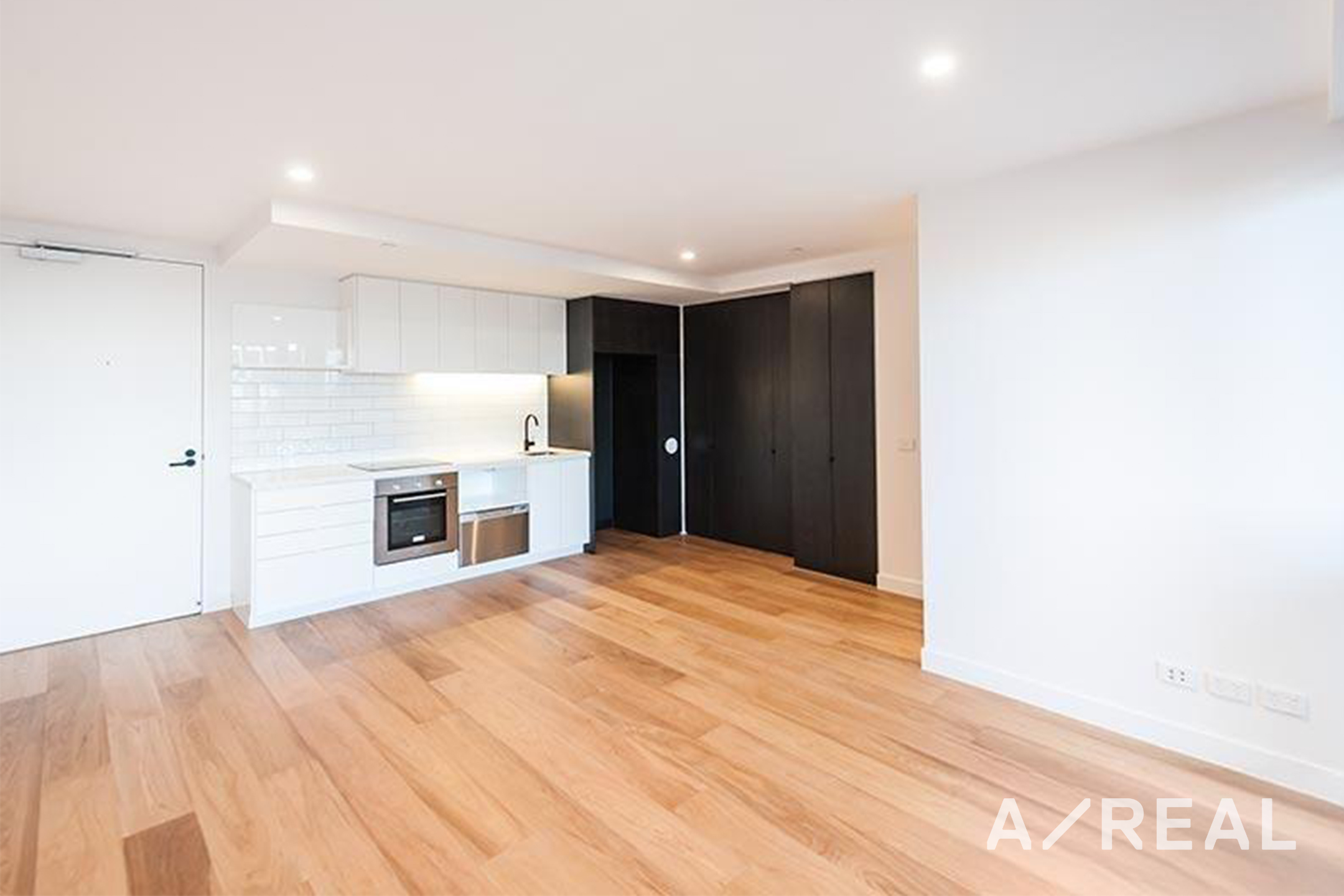 902/81 Flemington Road, North Melbourne VIC 3051 