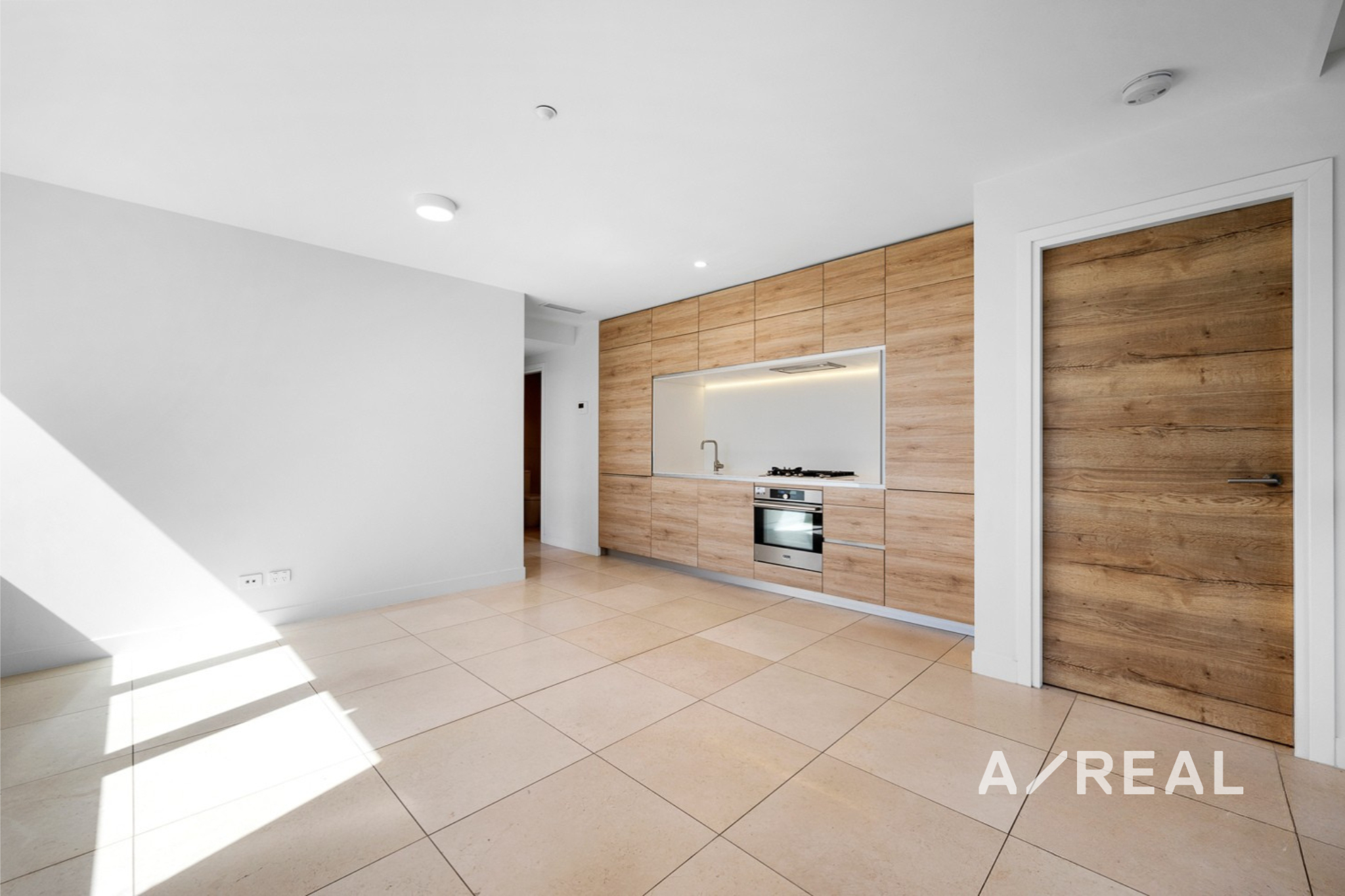 909/12 Queens Road, Melbourne VIC 3004 
