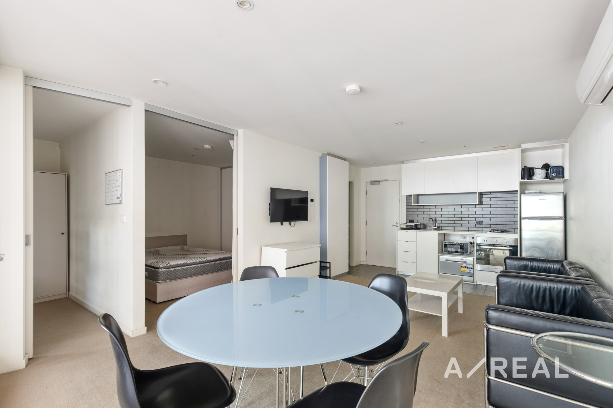 911/243 Franklin Street, Melbourne VIC 3000 