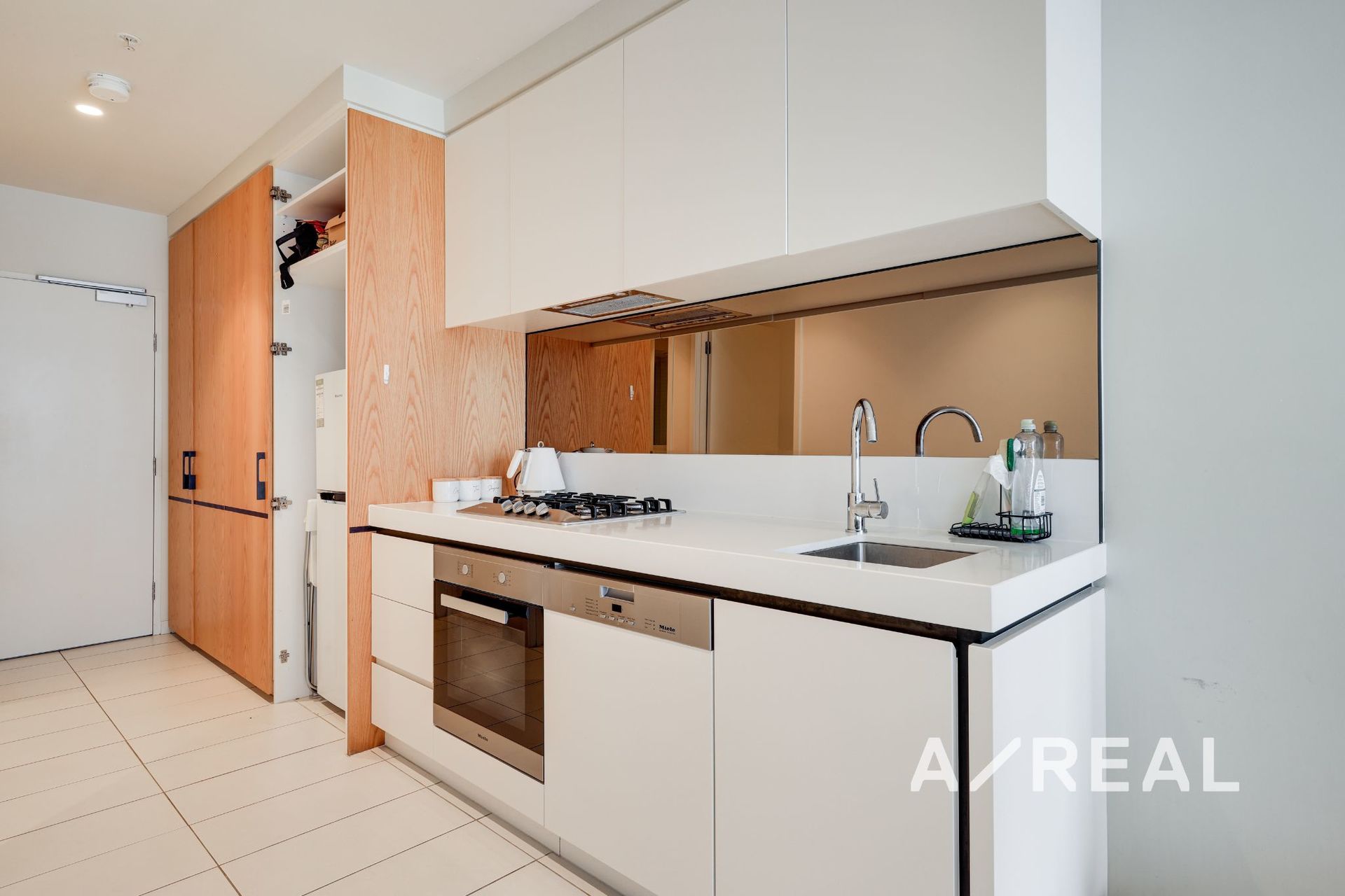 917/8 Daly Street, South Yarra VIC 3141 