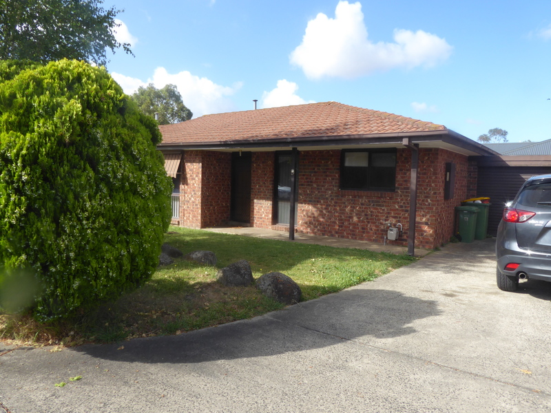 Great 2 Bedroom Unit in Central of Pakenham