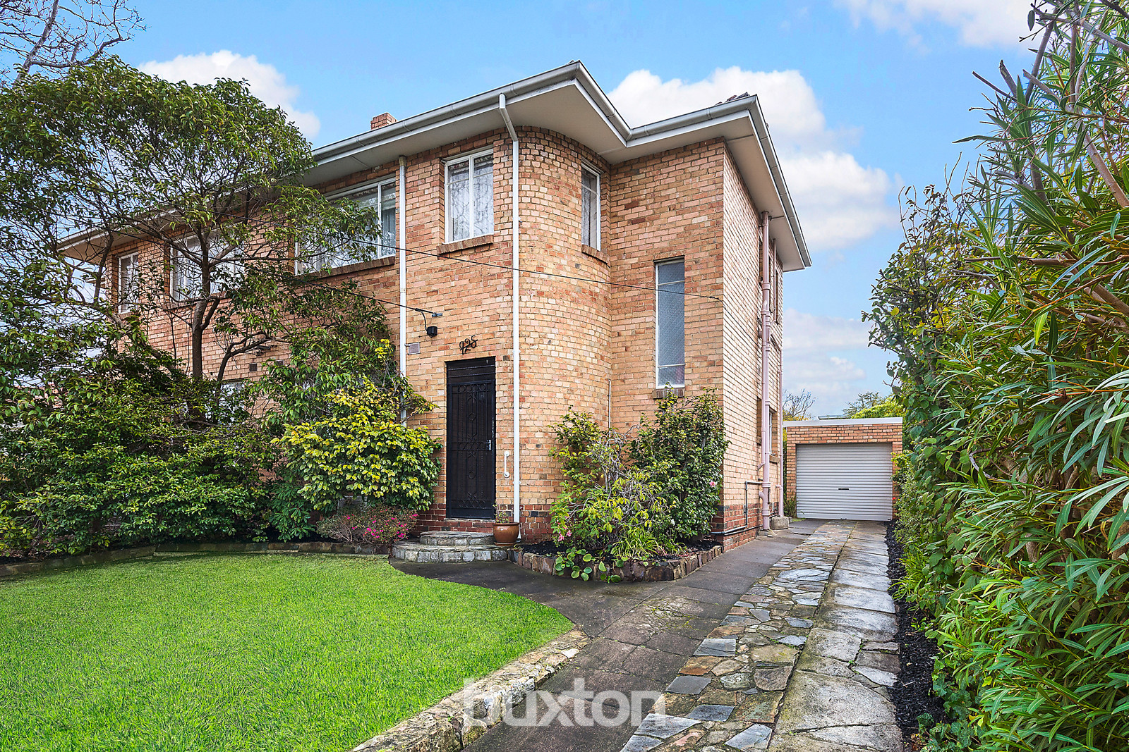 925 Hampton Street, Brighton VIC 3186 Buxton 2020