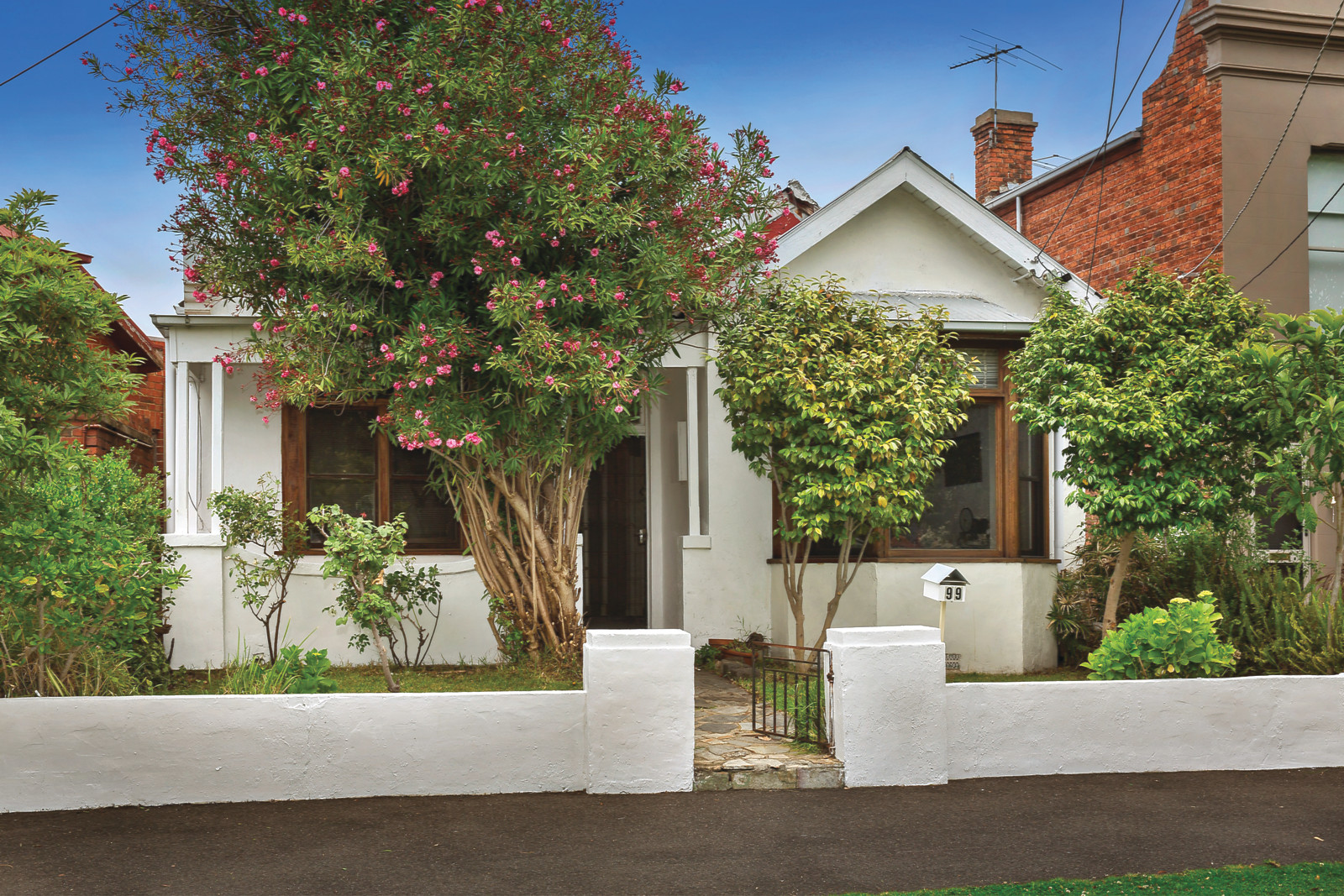 99 Nelson Road South Melbourne Marshall White
