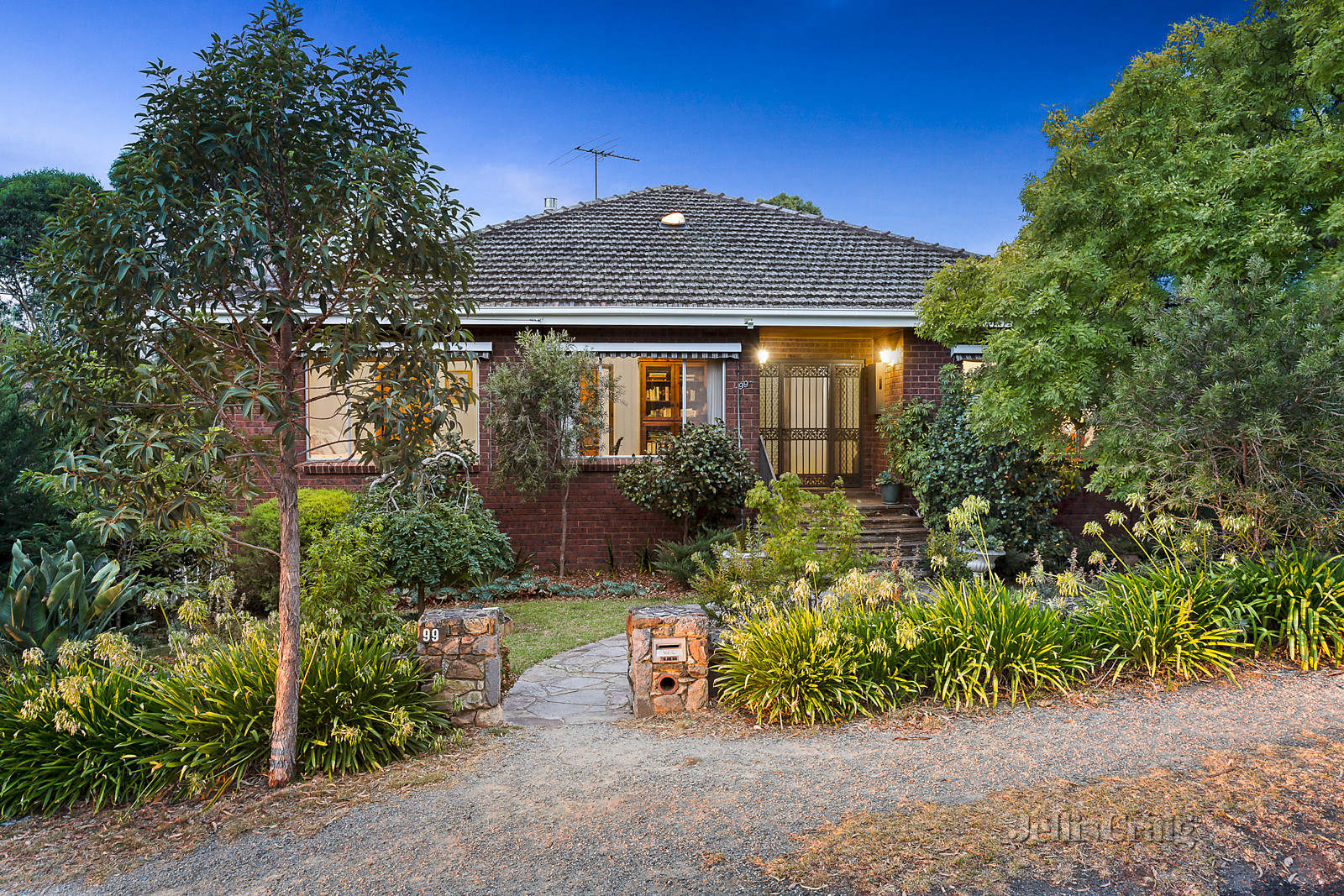 99 Old Eltham Road, Lower Plenty
- Print Image 1