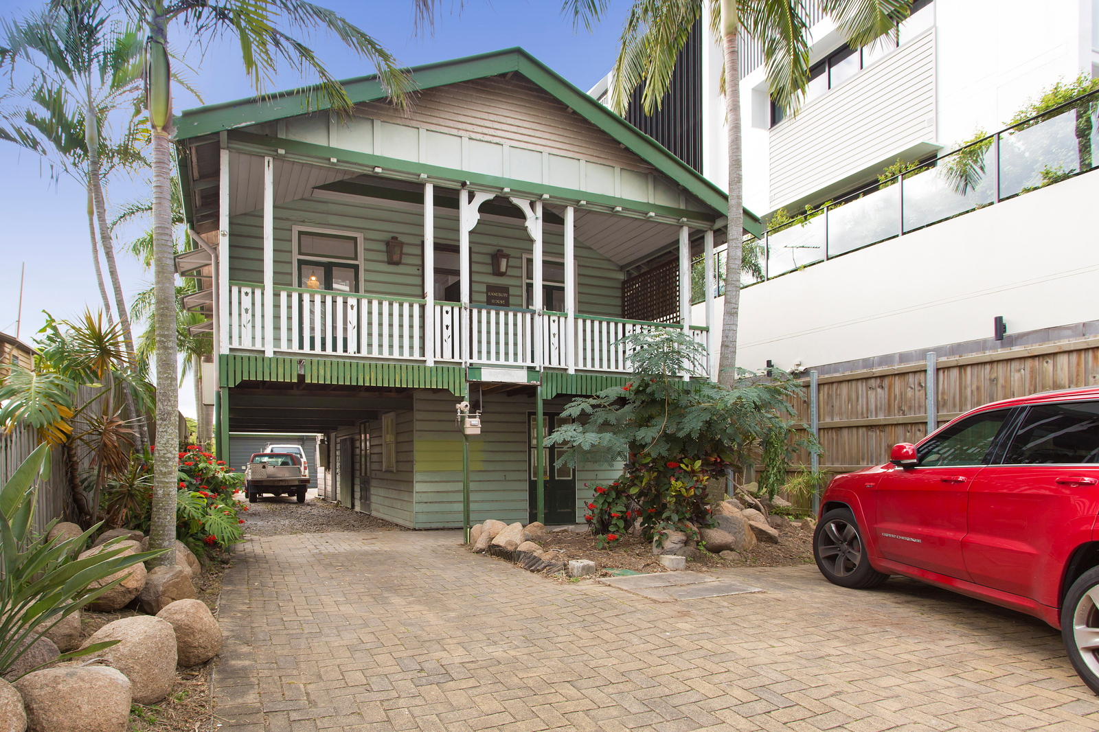 Unit A/506 Kingsford Smith Drive, Hamilton QLD 4007