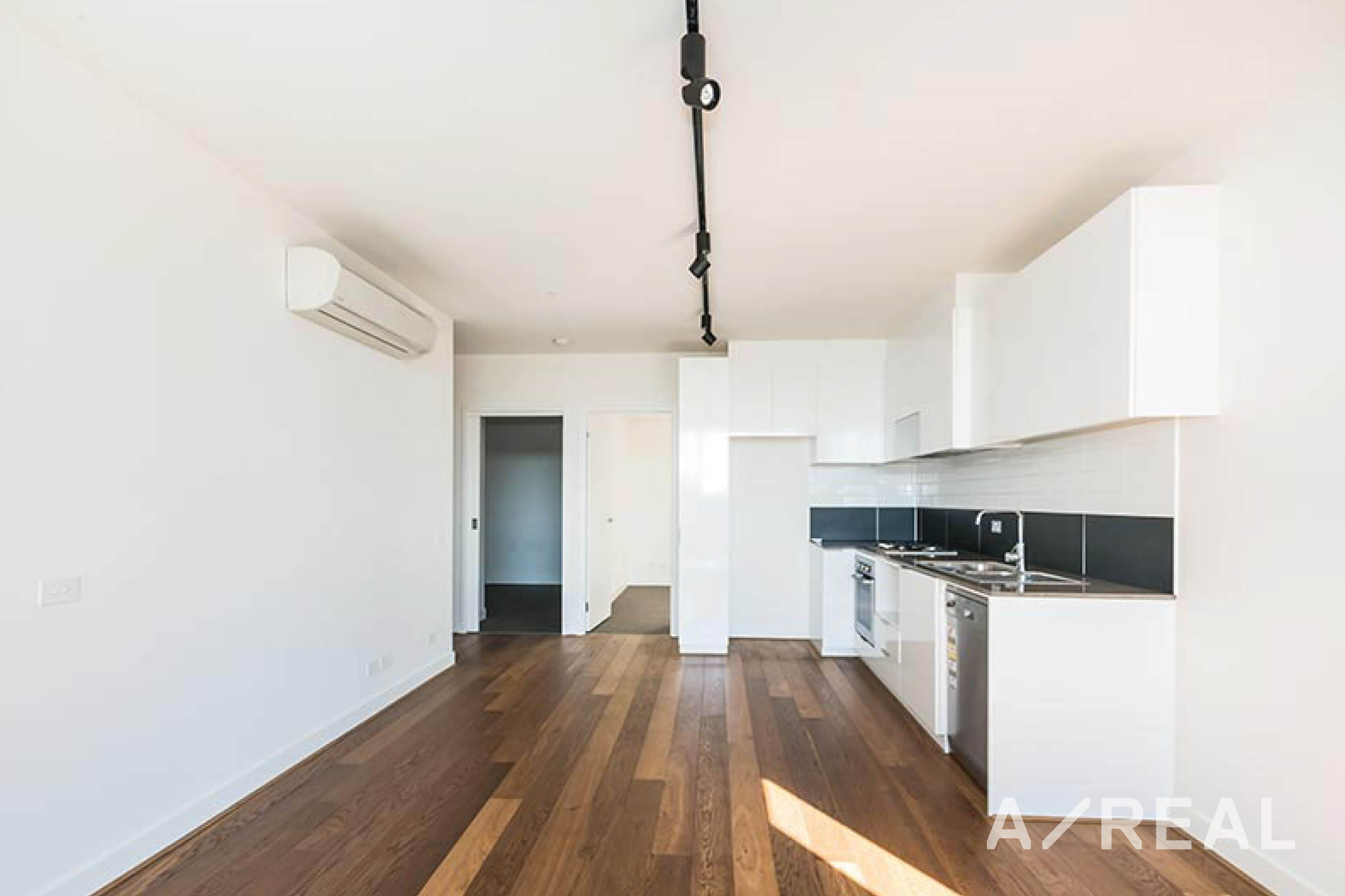 B402/10 Trenerry Crescent, Abbotsford VIC 3067 