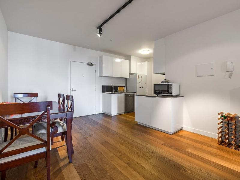 B608/10 Trenerry Crescent, Abbotsford VIC 3067 