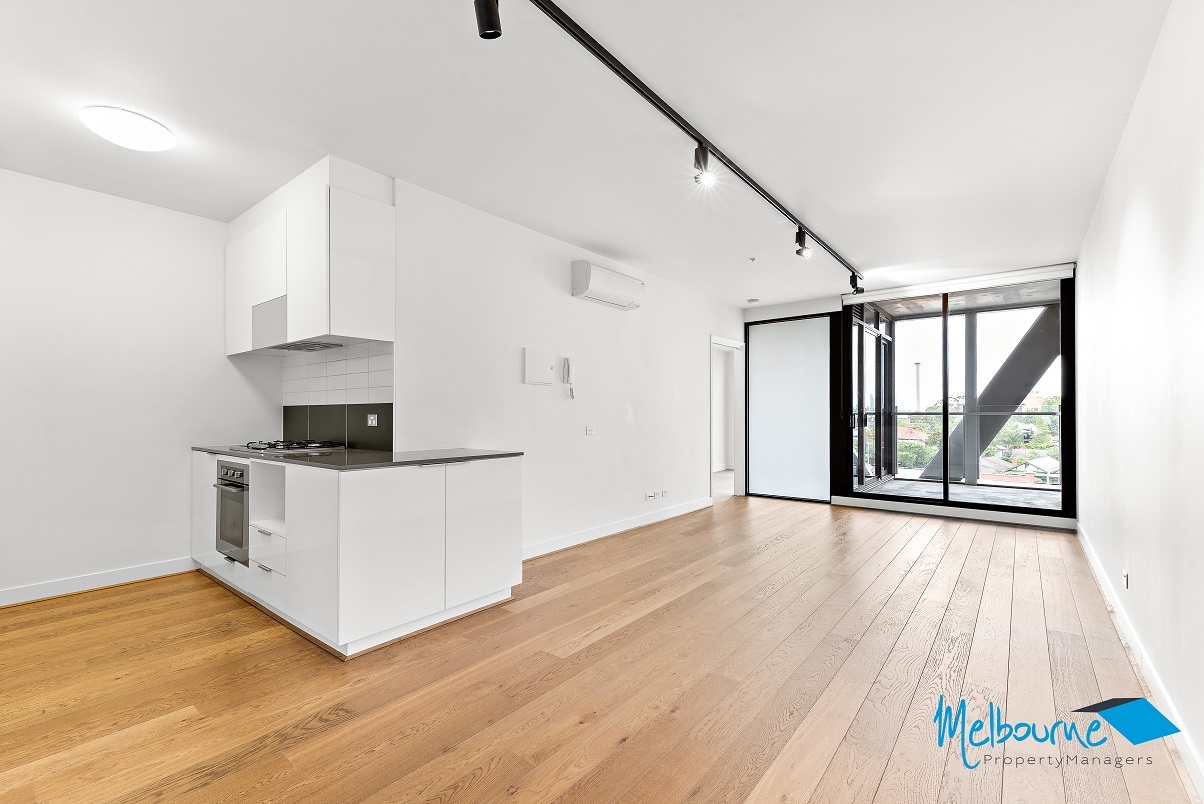 B808/10 Trenerry Crescent, Abbotsford VIC 3067 