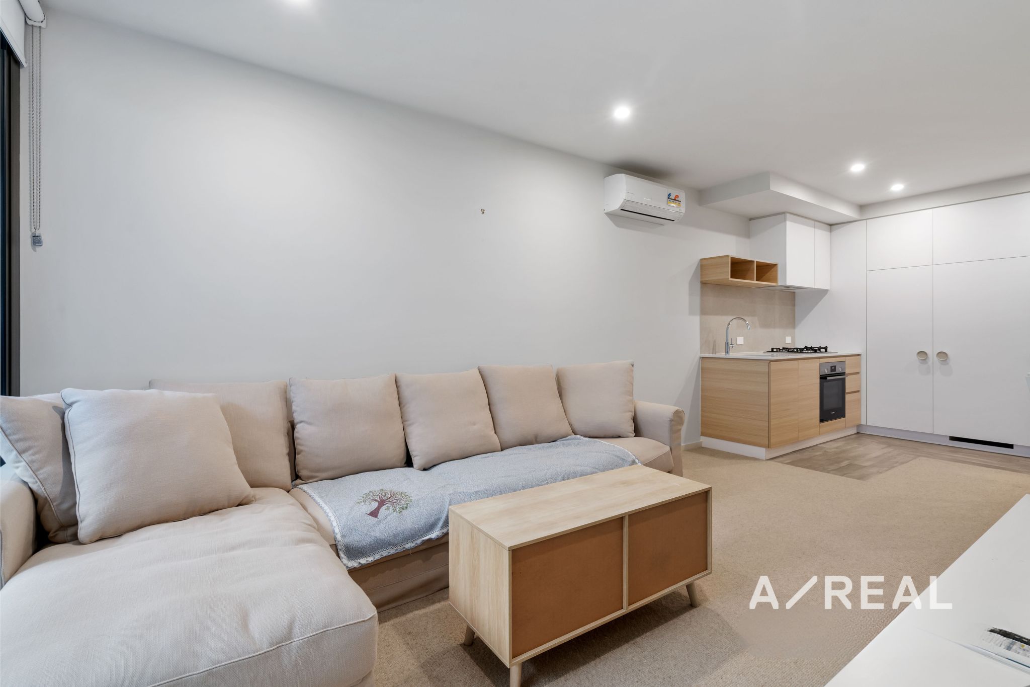 D121/1 Village Mews, Caulfield North VIC 3161 