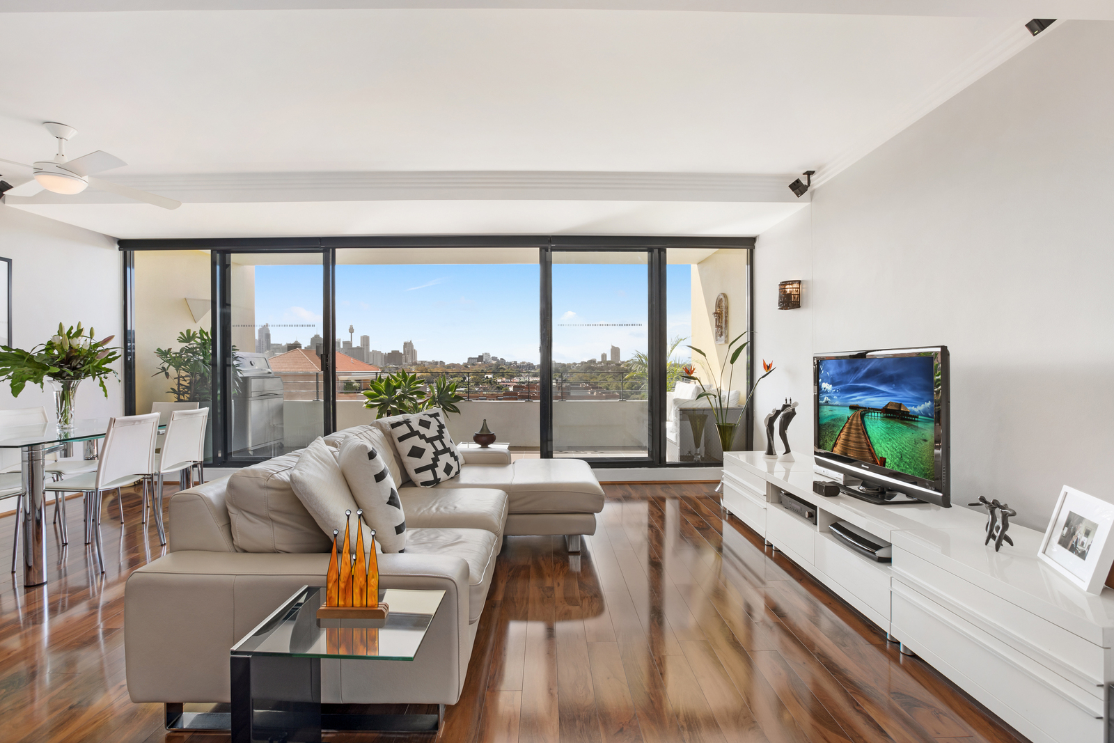 Moore Park Gardens D1215/780 Bourke Street, Redfern NSW 2016