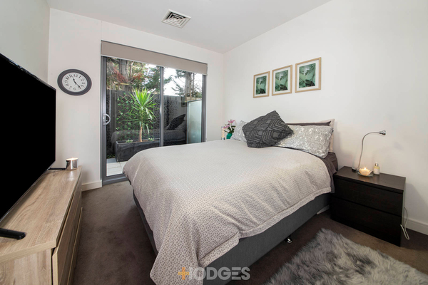 G10/103 Bay Street Brighton