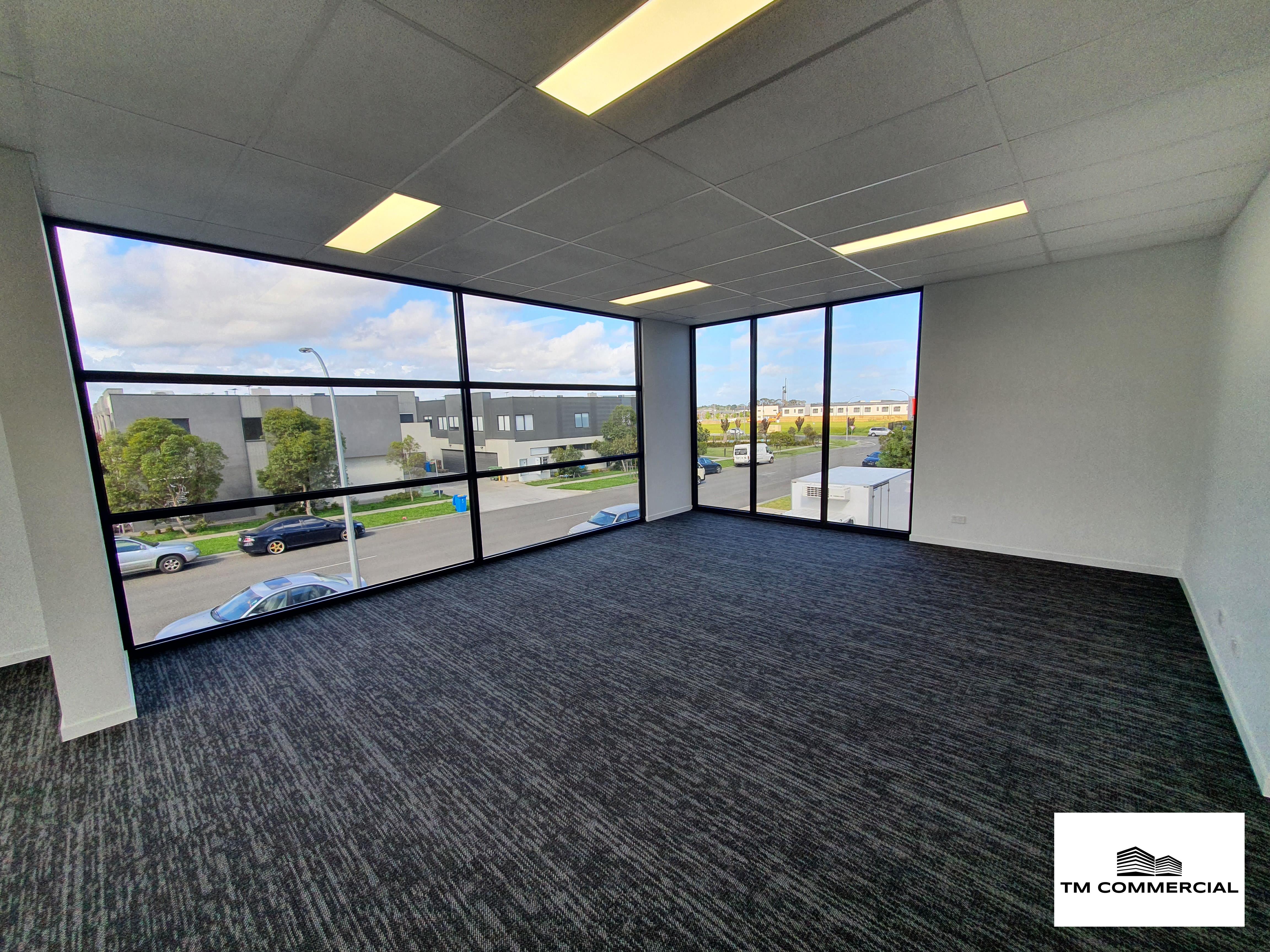 AFFORDABLE, NEAR-NEW OFFICE WITH HIGH-END FINISHES 6