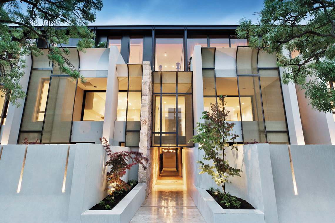 Penthouse, 29 Washington Street Toorak - Photo 1 Penthouse, 29 Washington Street Toorak - Photo 1