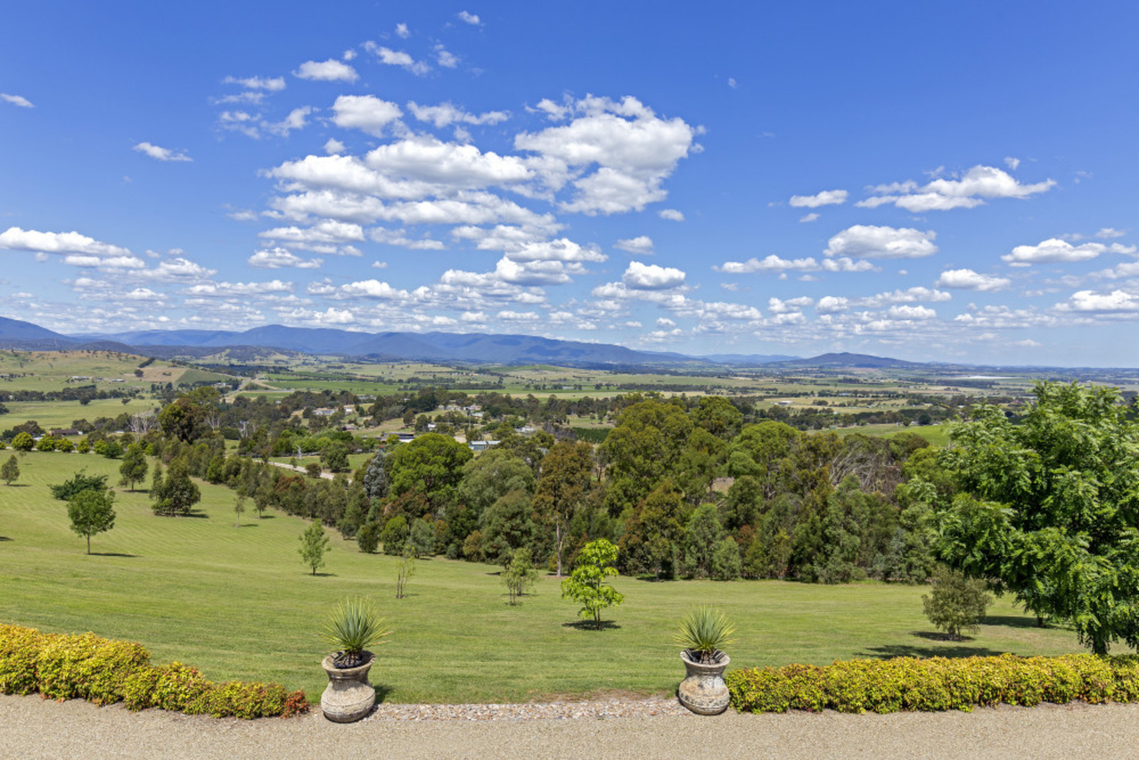 Yarra Glen RT Edgar